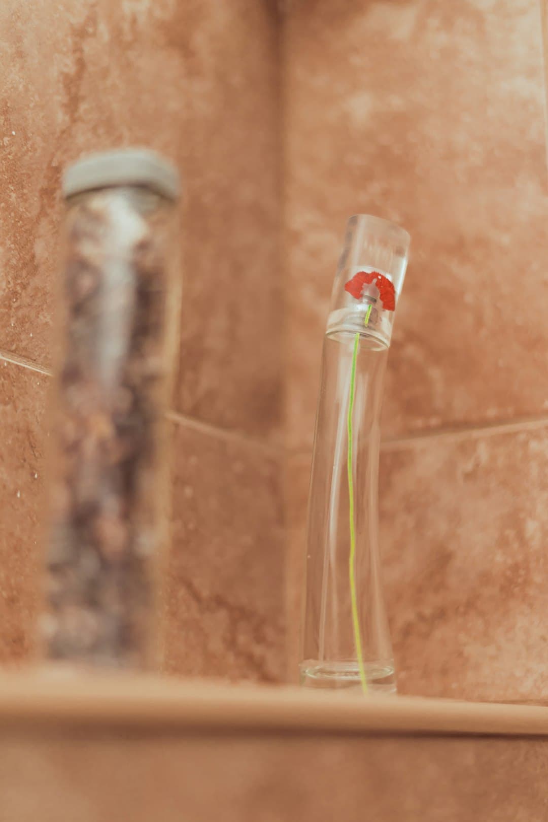 10 Things You Can Clean With Toothpaste