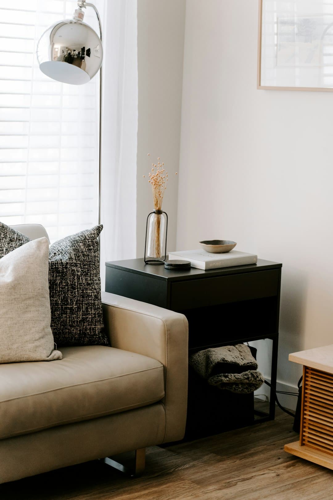 The Complete Declutter and Clean Checklist (20 Pairings)